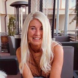 Tausend, Sonja